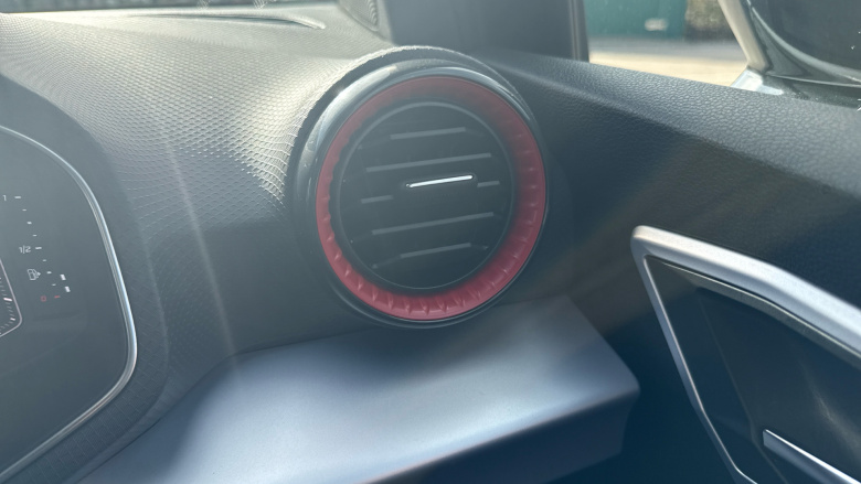 SEAT Arona 1.0 TSI 110 FR Sport 5dr DSG Petrol Hatchback